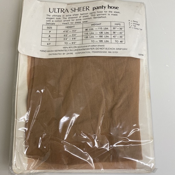 Vintage Ultra Sheer Beige Sandal-foot Pantyhose new in package SzA 115-135 lbs - Picture 4 of 7